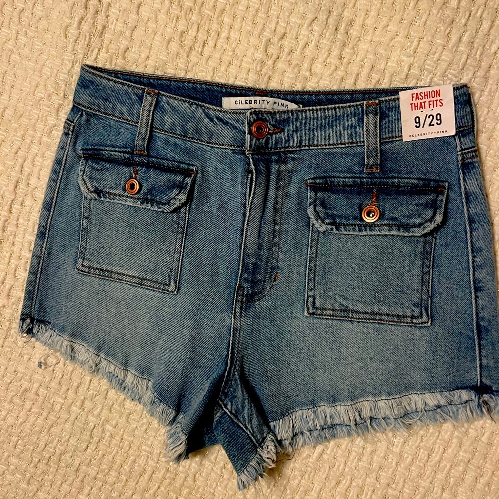 NWT Celebrity Pink denim shorts size 9/29